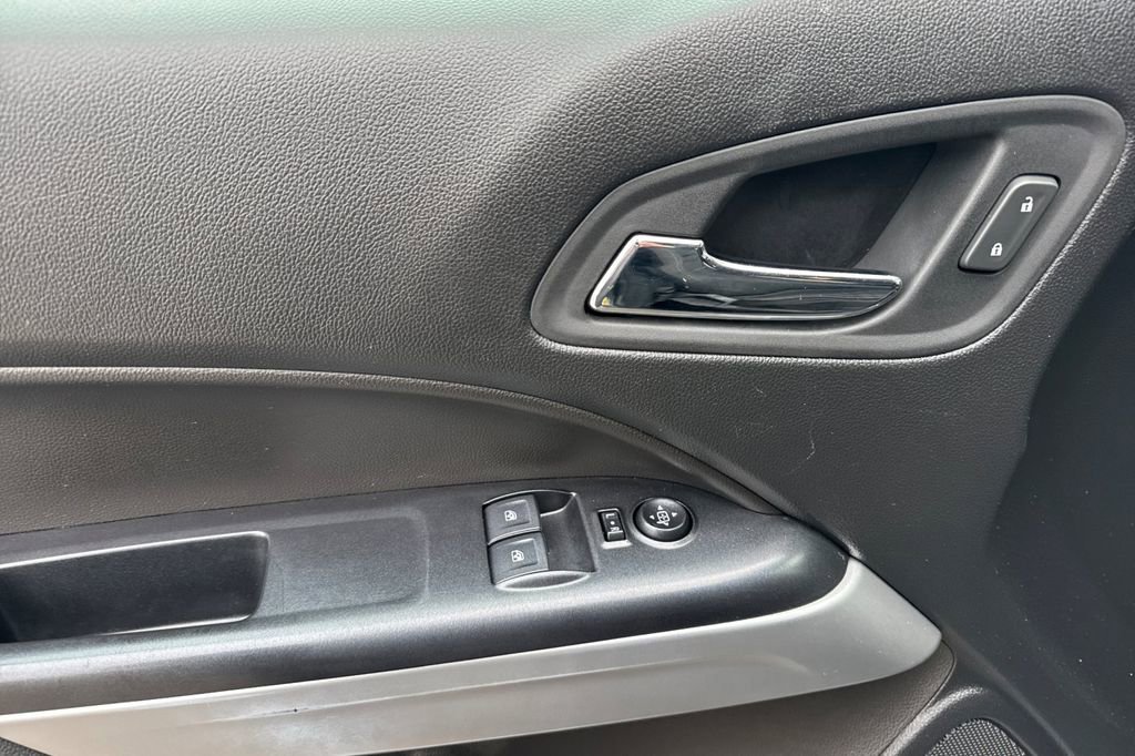 Used 2021 Chevrolet Colorado LT w/ Fleet Safety Package image 12