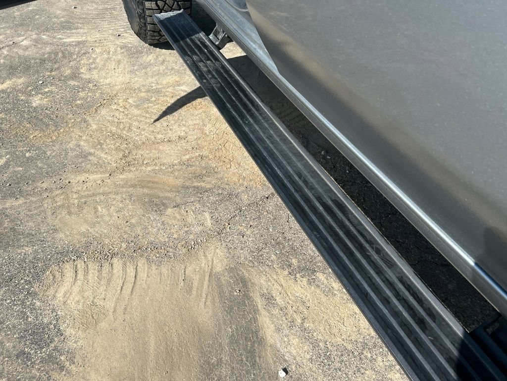 Used 2024 GMC Sierra 2500 AT4X w/ AT4X AEV Edition AWD/4WD image 21