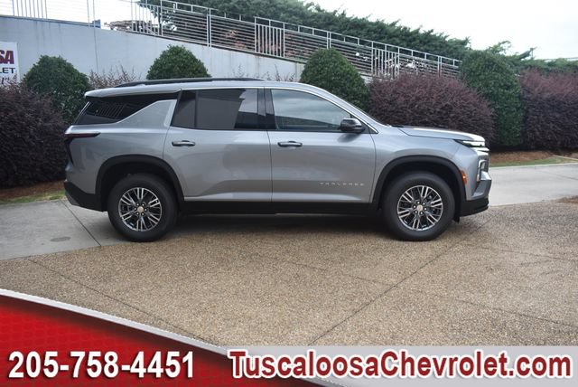New 2026 Chevrolet Traverse LT w/ LPO, Floor Liner Package FWD image 12
