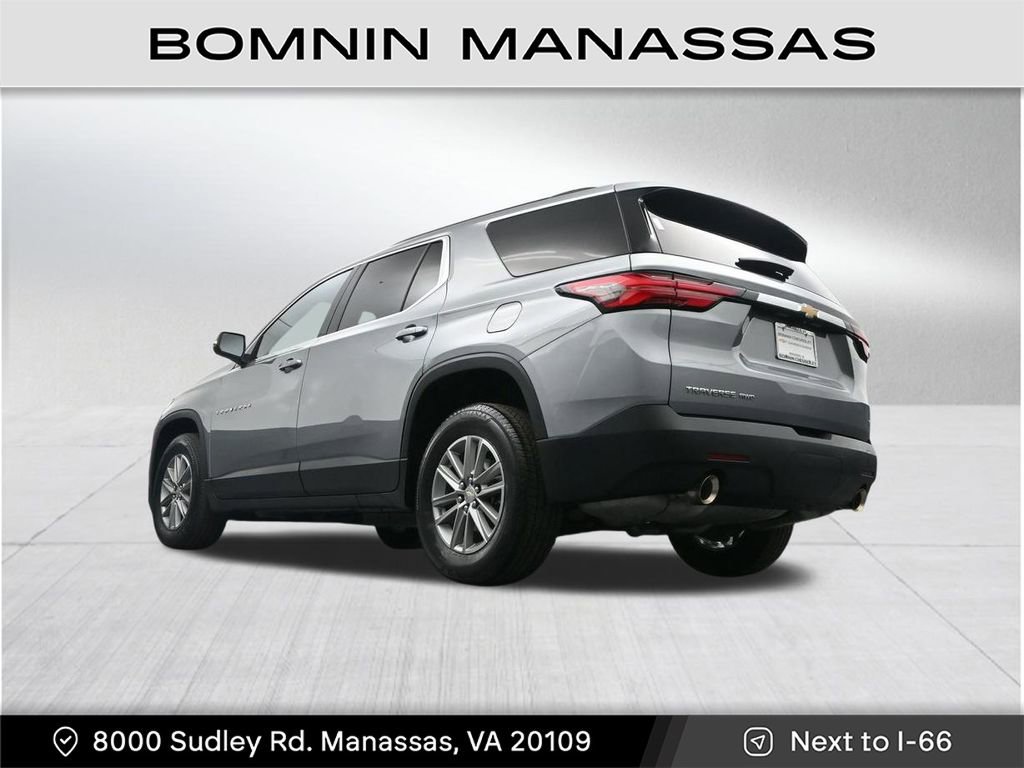 Used 2023 Chevrolet Traverse LT image 30