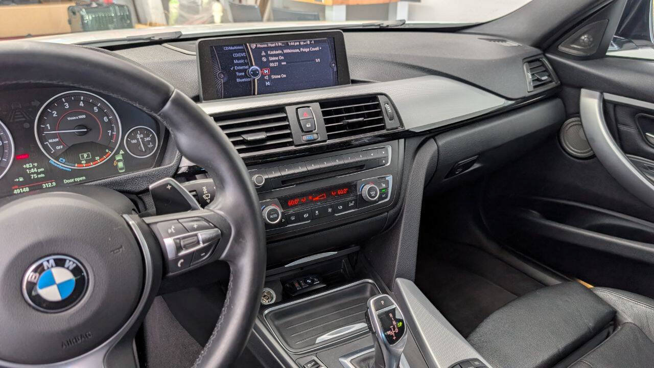 Used 2013 BMW 335i Sedan RWD image 19
