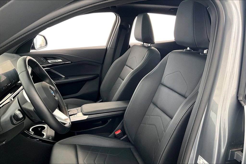 Used 2025 BMW X2 xDrive28i image 31