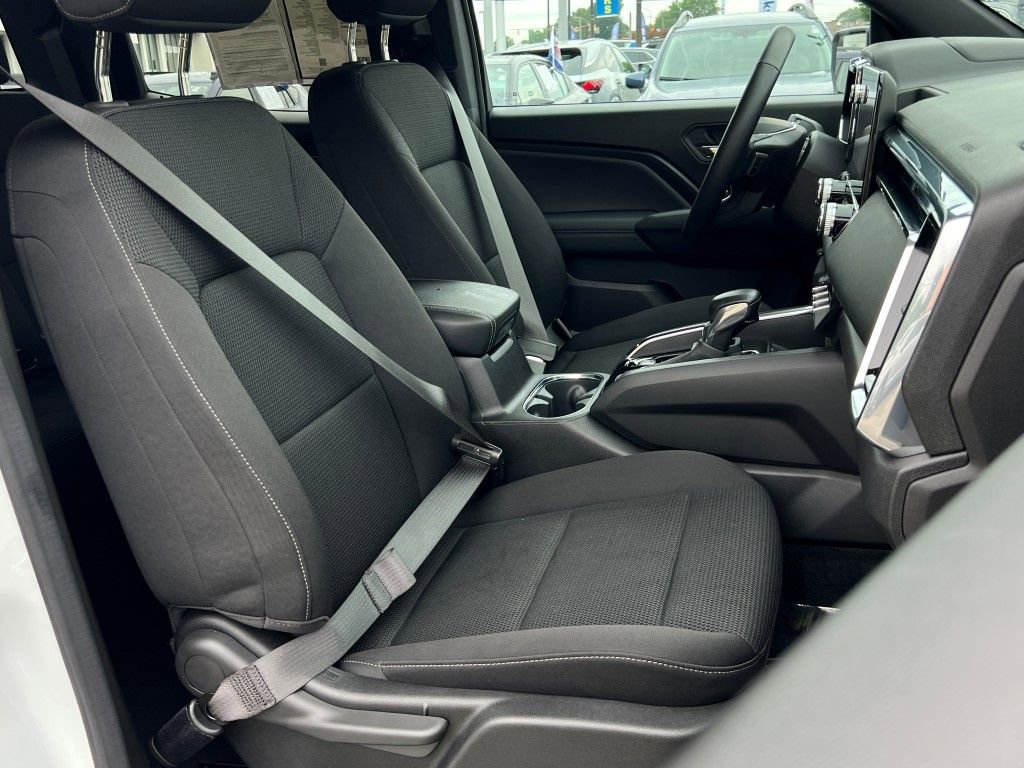 Used 2024 GMC Canyon Elevation image 7