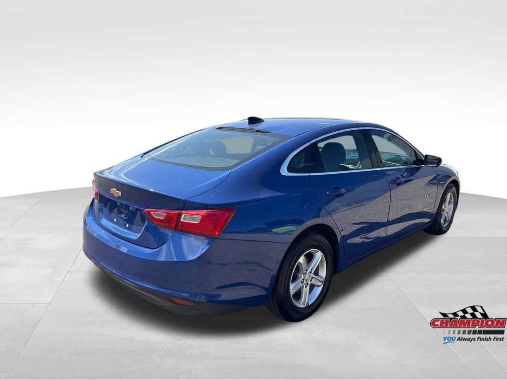 Used 2023 Chevrolet Malibu LS FWD image 4