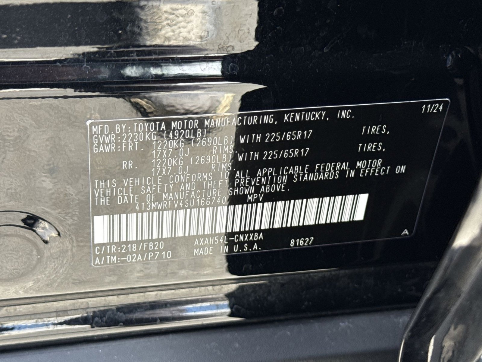 Used 2025 Toyota RAV4 LE AWD/4WD image 35
