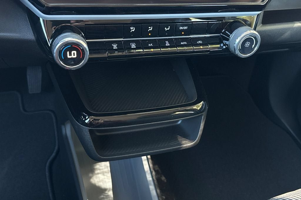 New 2027 Chevrolet Bolt LT FWD image 21