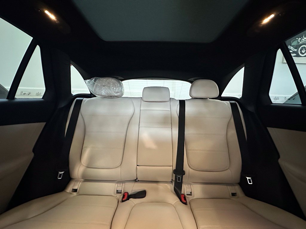 New 2027 Mercedes-Benz GLC 300 4MATIC image 7