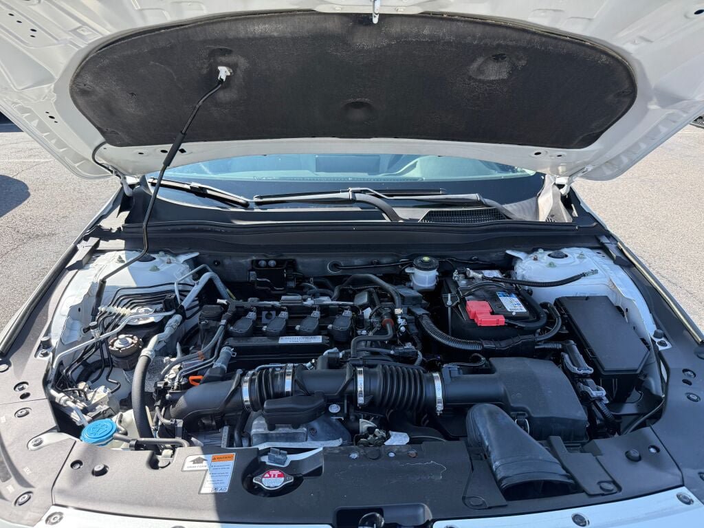 Used 2018 Honda Accord EX-L image 33