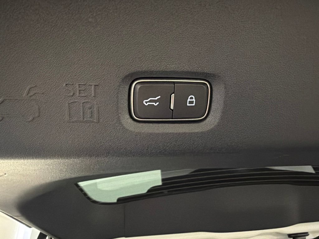 New 2026 Lincoln Navigator Reserve AWD/4WD image 42