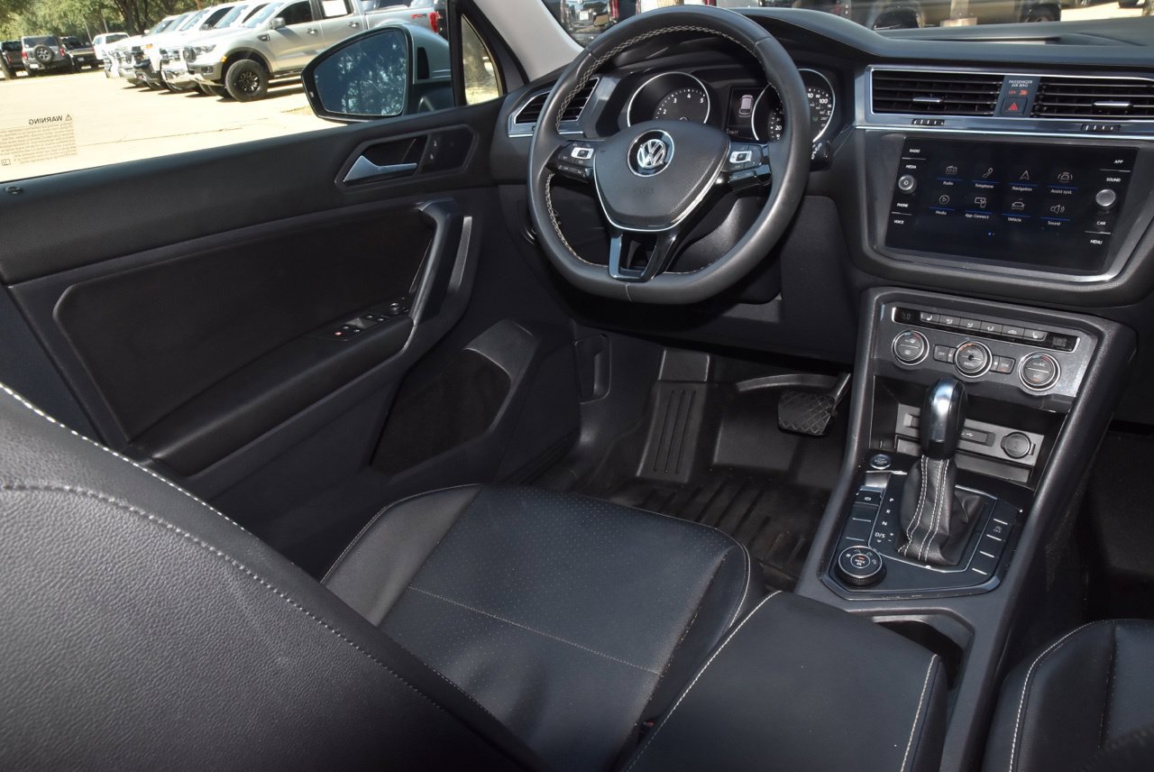Used 2021 Volkswagen Tiguan SE AWD/4WD image 15