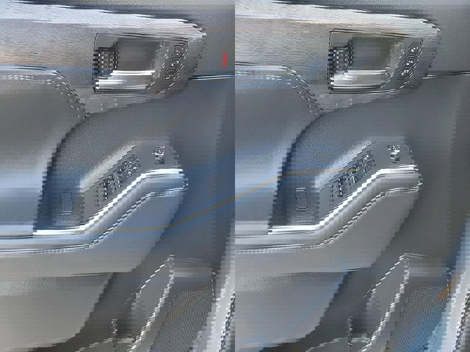 Used 2023 Toyota Highlander Platinum image 19