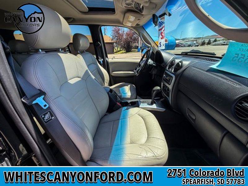 Used 2002 Jeep Liberty Limited AWD/4WD image 14