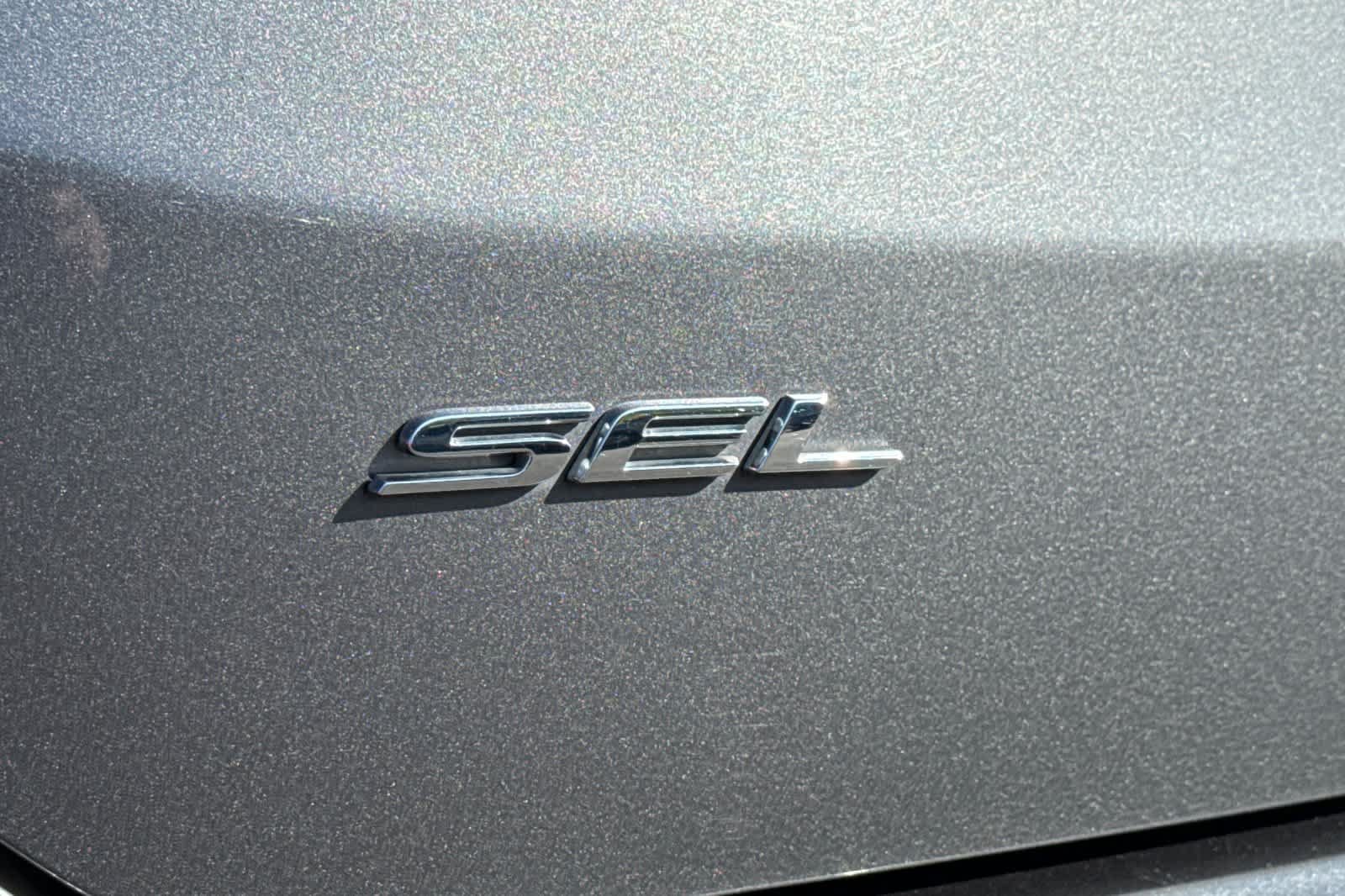 Used 2024 Ford Edge SEL AWD/4WD image 27