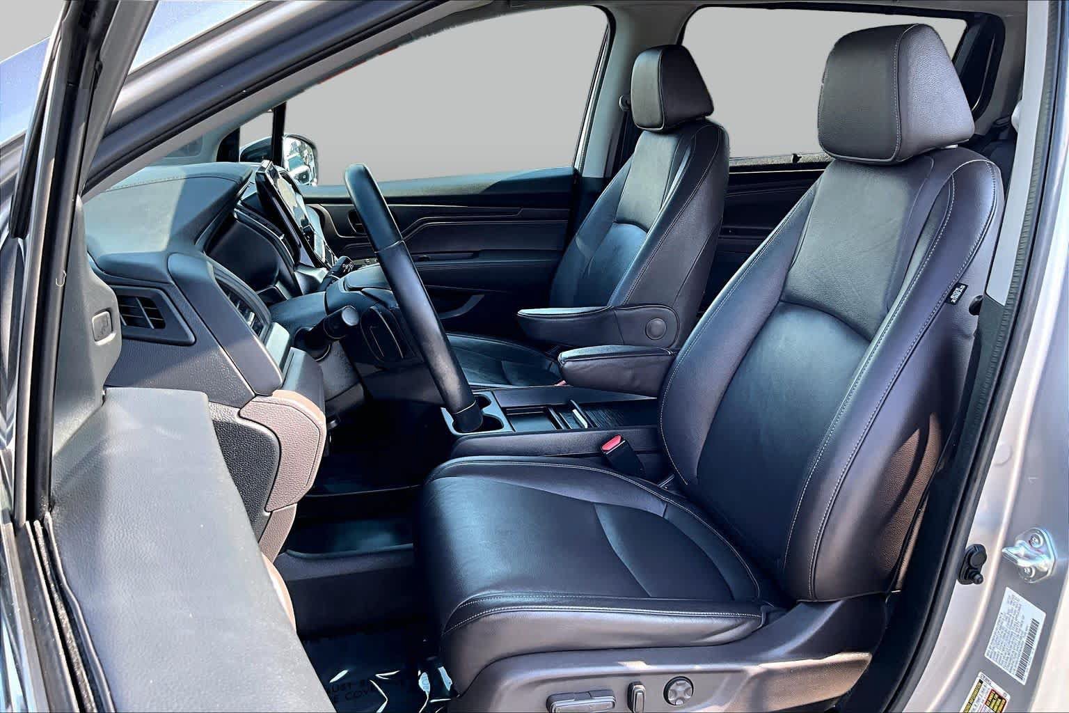 Used 2023 Honda Odyssey EX-L image 8