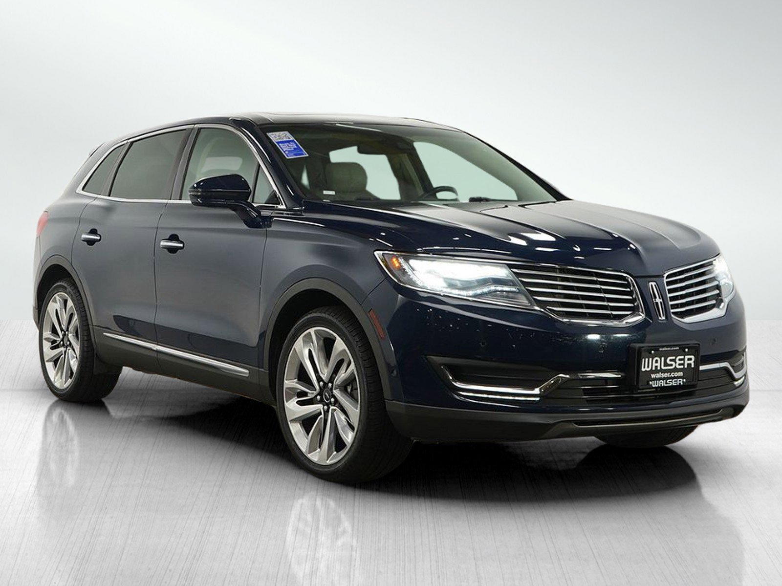 Used 2018 Lincoln MKX Black Label w/ Driver Assistance Package image 8