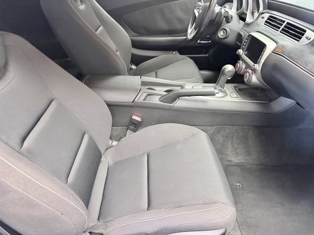 Used 2015 Chevrolet Camaro SS w/ RS Package RWD image 12