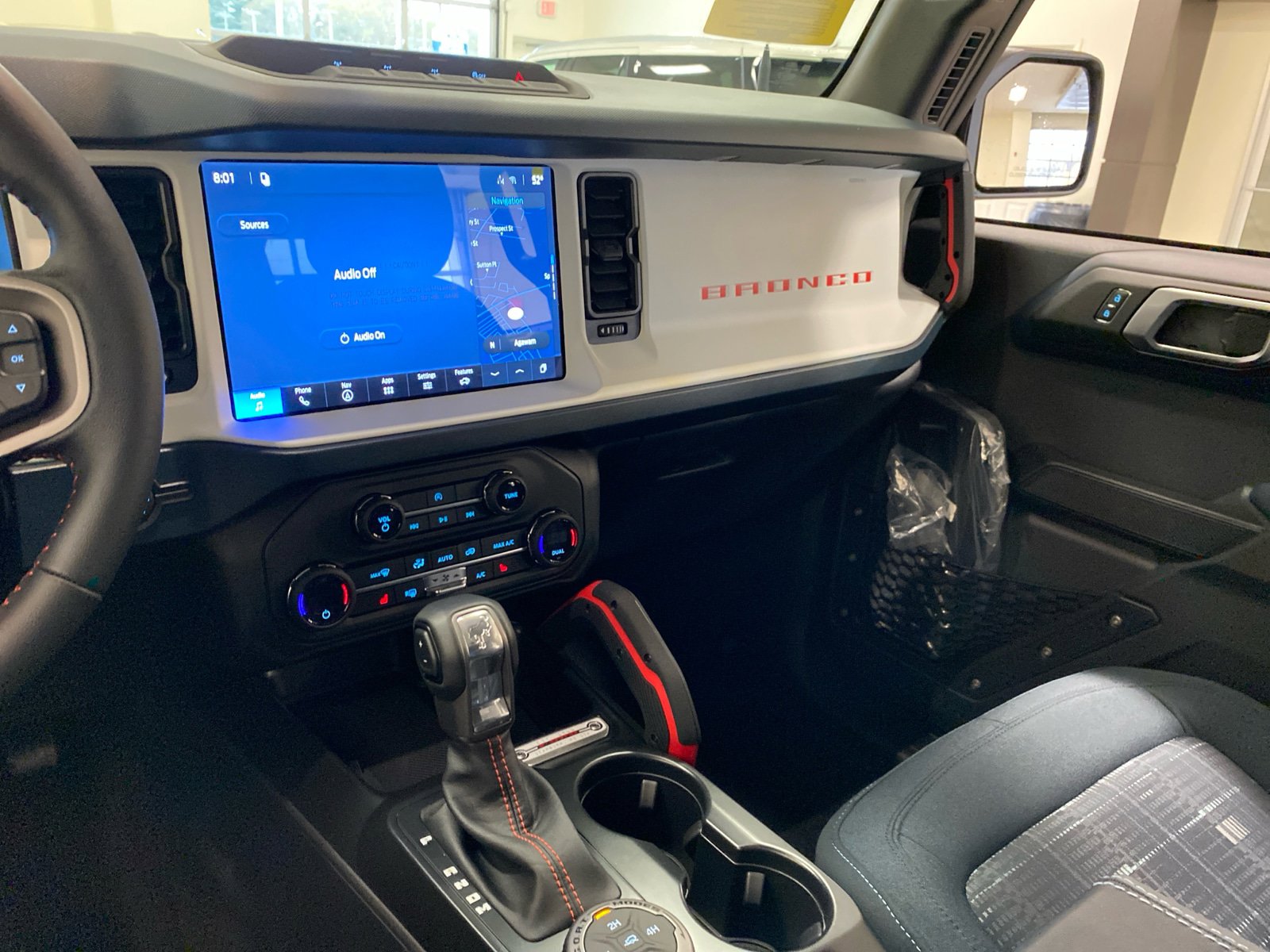 New 2026 Ford Bronco Heritage Edition AWD/4WD image 19