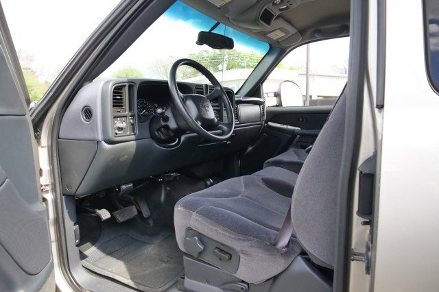 Used 2001 GMC Sierra 3500 4x4 Extended Cab image 15