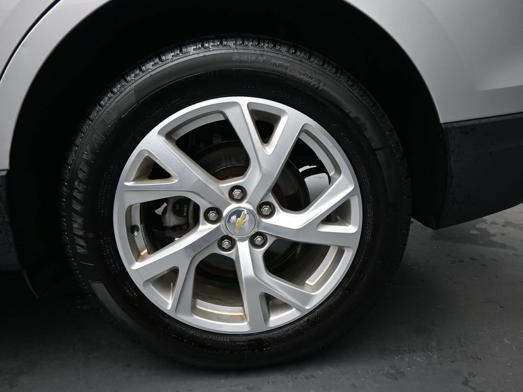 Used 2018 Chevrolet Equinox Premier image 15
