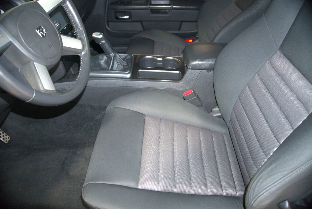 Used 2009 Dodge Challenger R/T image 36