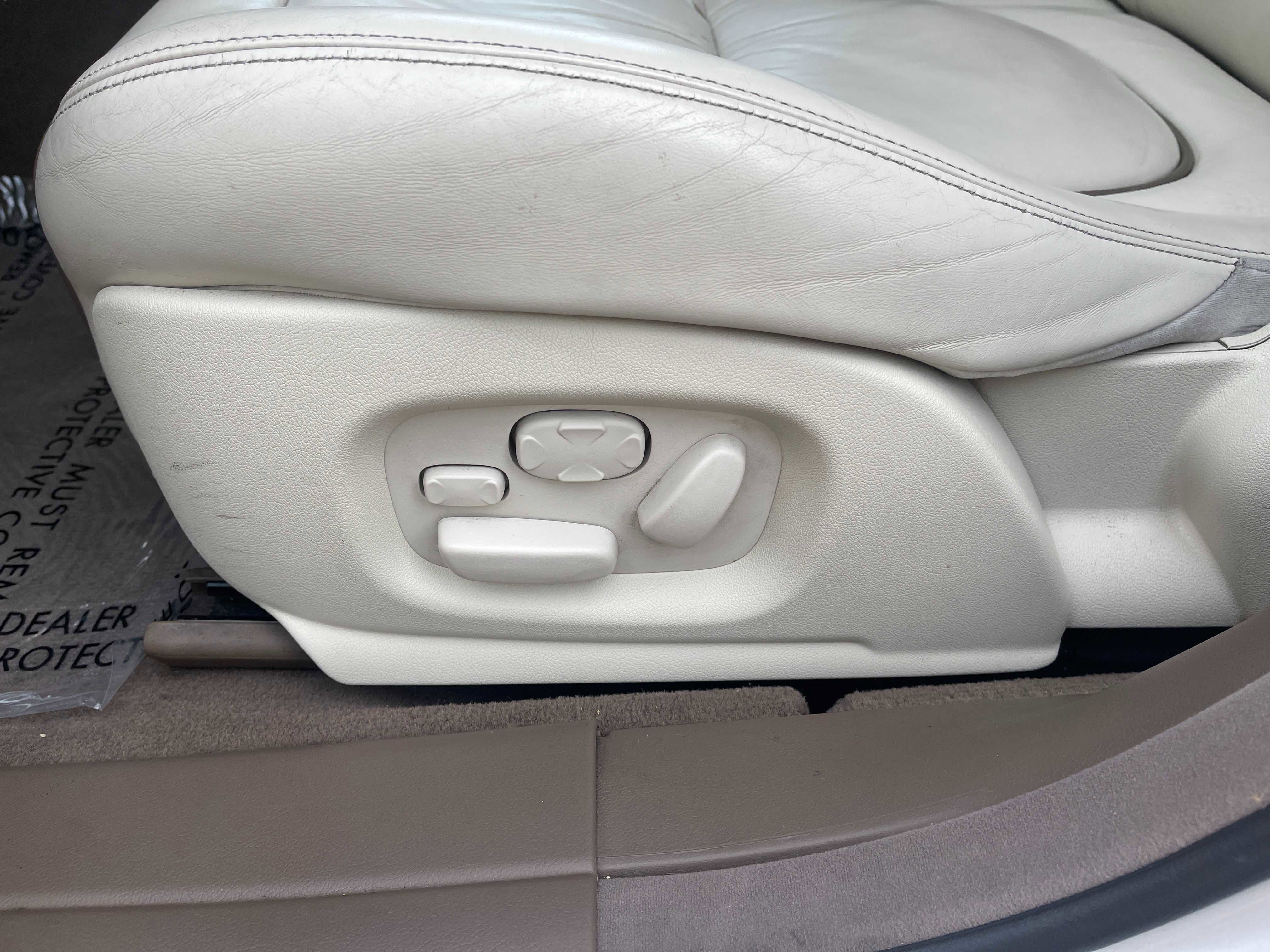 Used 2006 Jaguar XJ8 L XJ VANDEN PLAS SEDAN 4D image 21