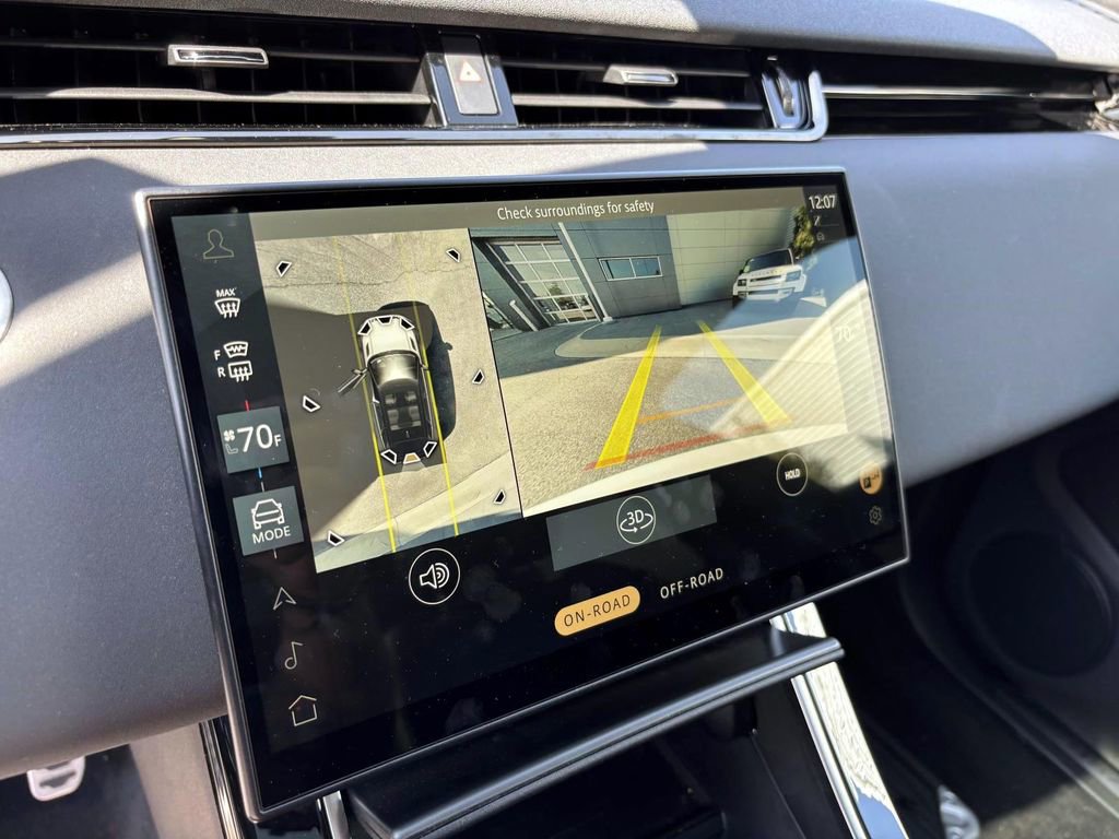 Certified 2024 Land Rover Range Rover Evoque Dynamic SE image 19