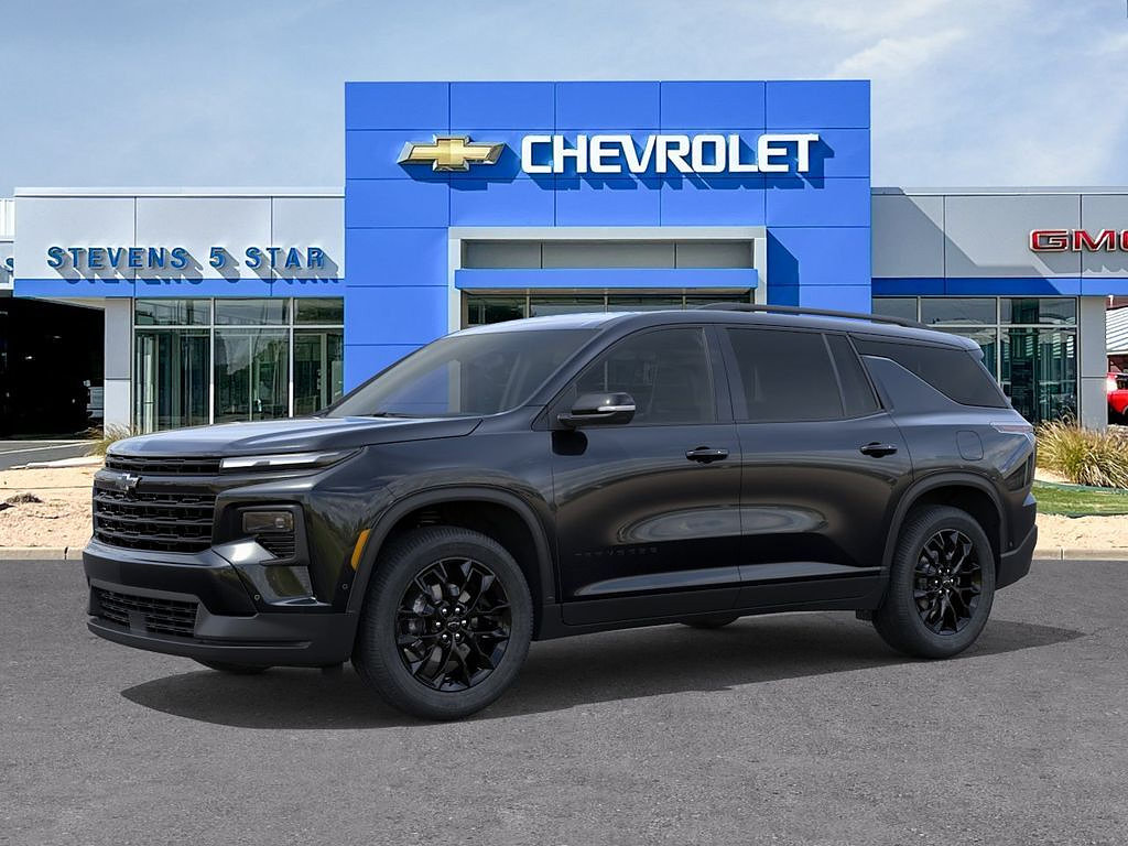 New 2026 Chevrolet Traverse LT w/ Enhanced Driving Package FWD image 2
