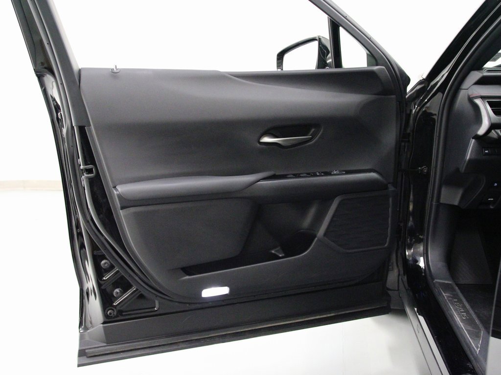 Used 2020 Lexus UX 250h F Sport image 18