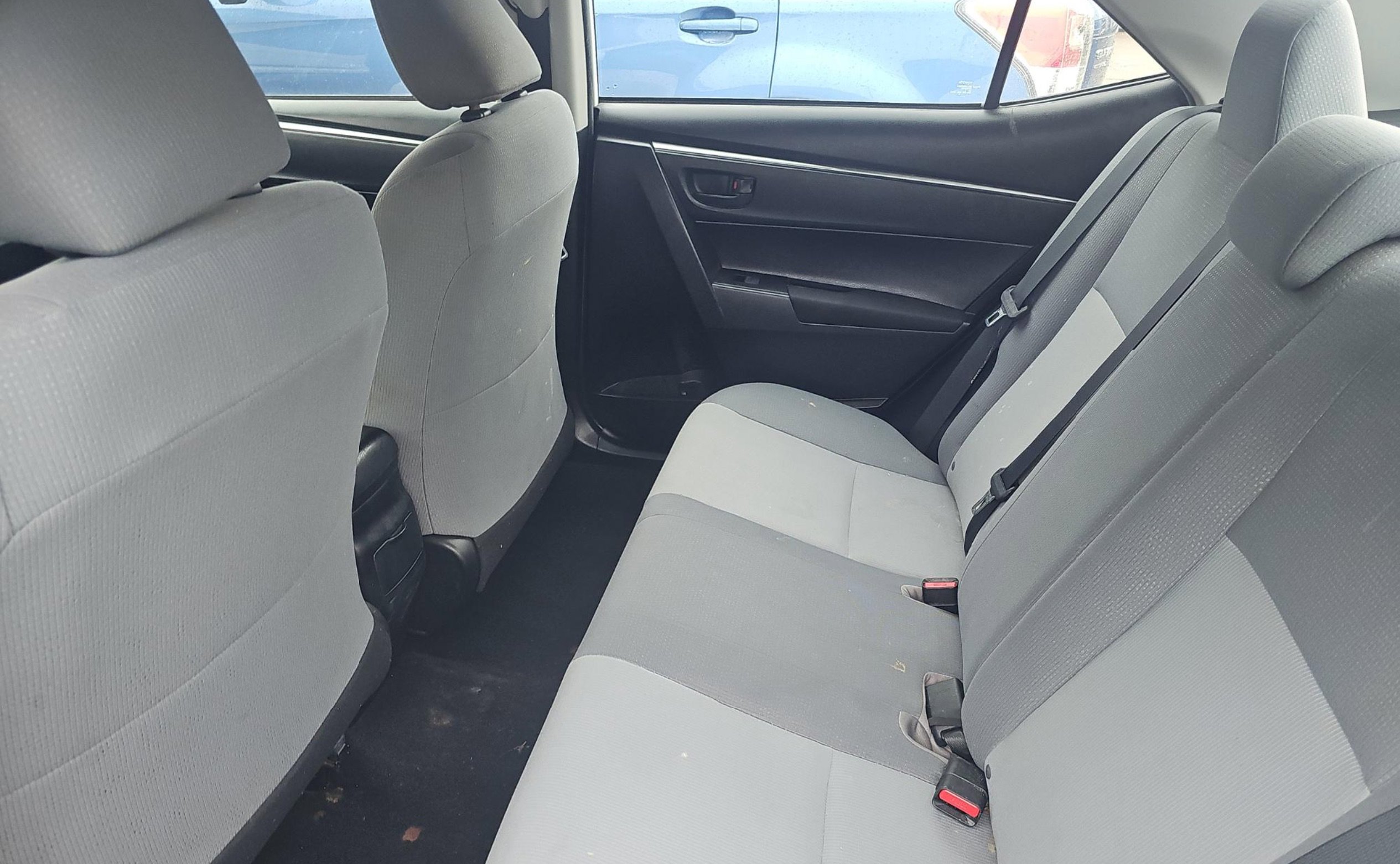Used 2016 Toyota Corolla L image 6
