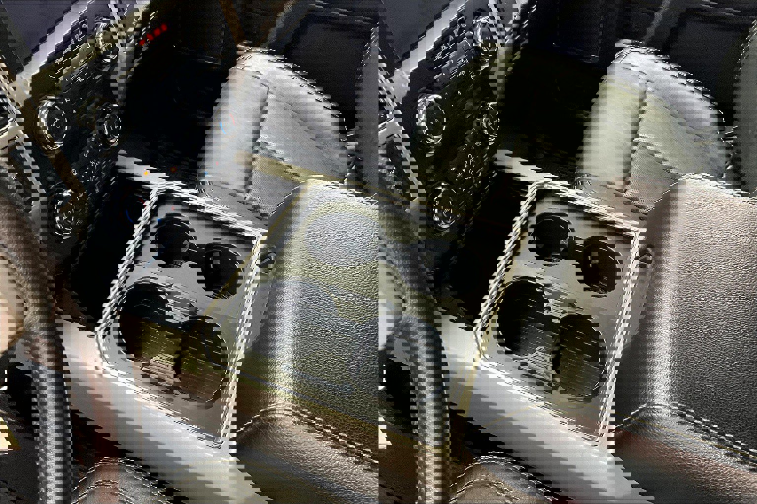 Used 2020 Ford F250 Lariat w/ Lariat Value Package image 16