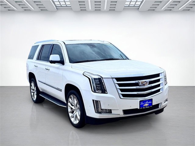 Used 2020 Cadillac Escalade Luxury image 3