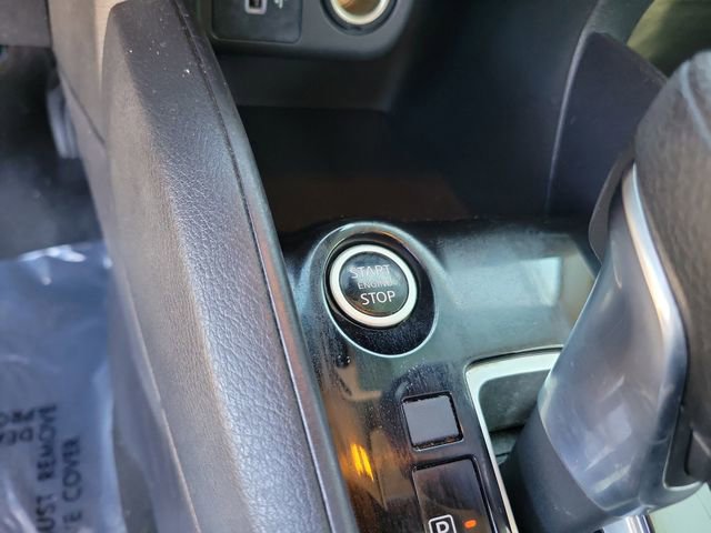Used 2021 Nissan Versa SV FWD image 23