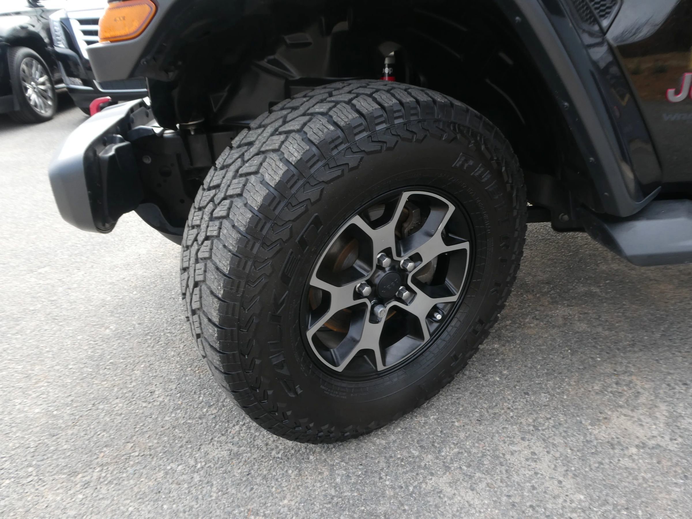 Used 2018 Jeep Wrangler Unlimited Rubicon w/ LED Lighting Group image 26