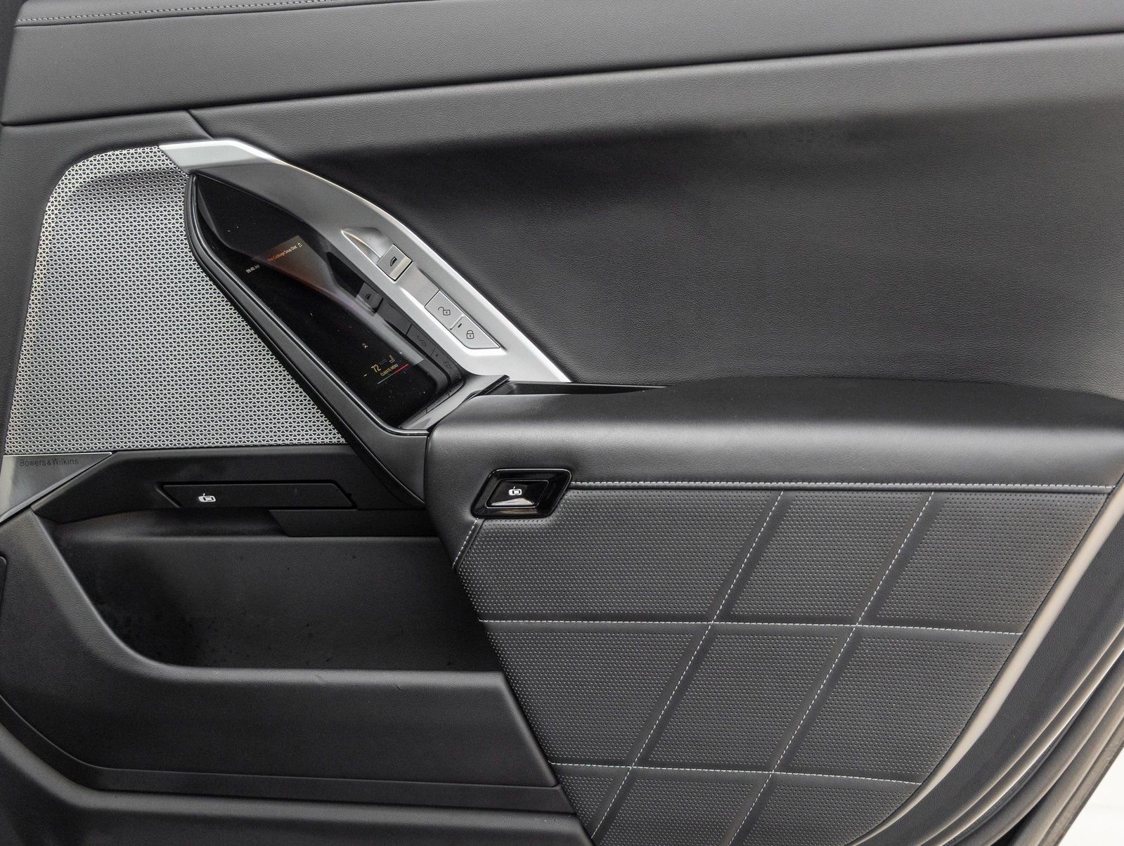 Used 2024 BMW 740i image 39