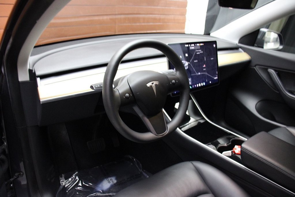 Used 2020 Tesla Model Y Long Range AWD/4WD image 20