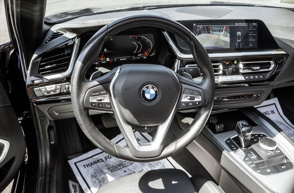 Used 2019 BMW Z4 sDrive30i w/ Convenience Package RWD image 9