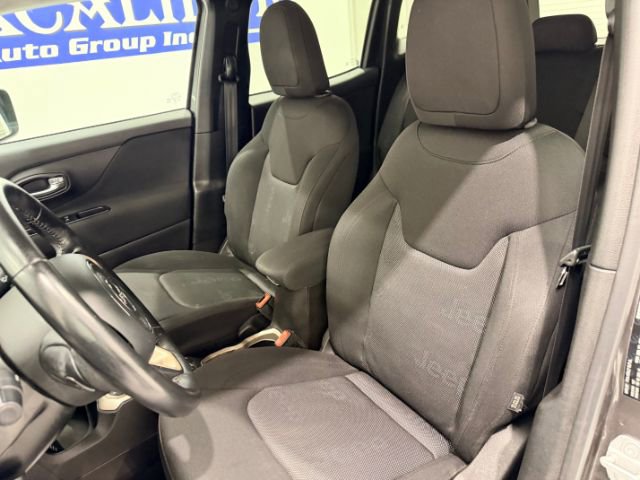 Used 2017 Jeep Renegade Latitude image 20