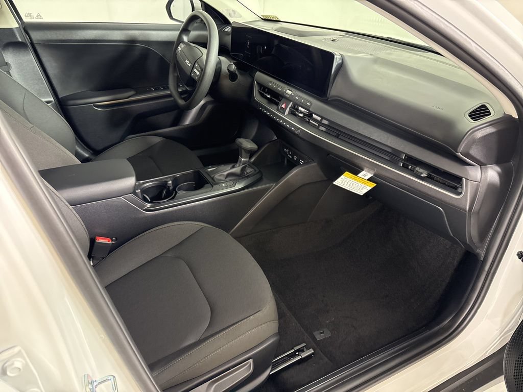 New 2026 Kia K4 FWD image 16