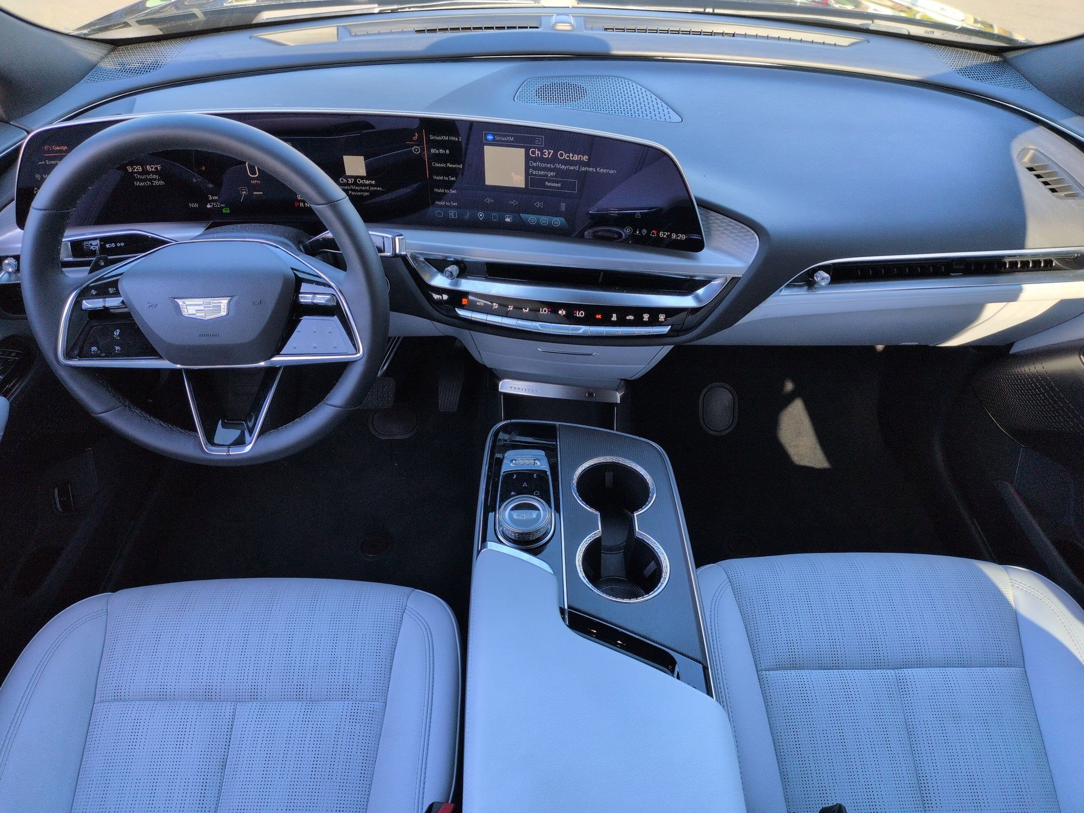 Used 2025 Cadillac Lyriq Sport image 28