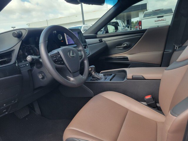 Used 2023 Lexus ES 350 w/ Premium Package FWD image 9