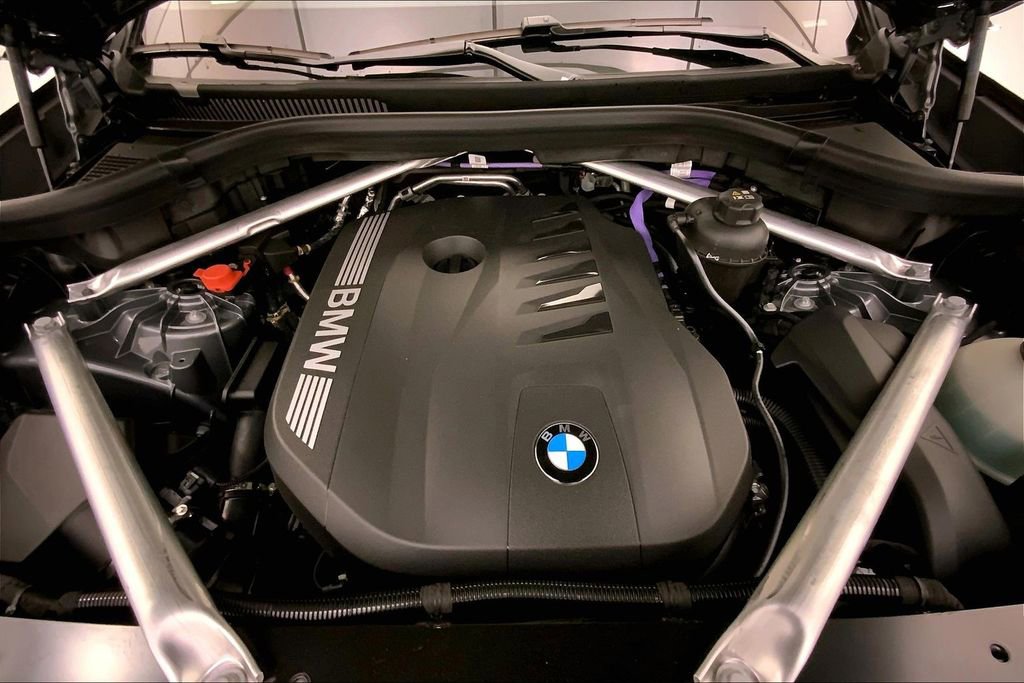 New 2026 BMW X5 xDrive40i w/ Premium Package image 8