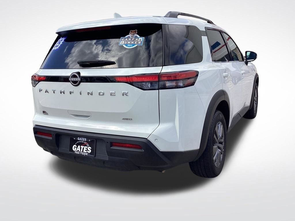 Used 2025 Nissan Pathfinder SV AWD/4WD image 11