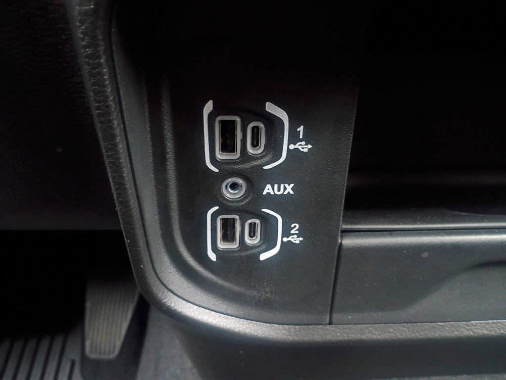 Used 2025 RAM 2500 Tradesman image 6