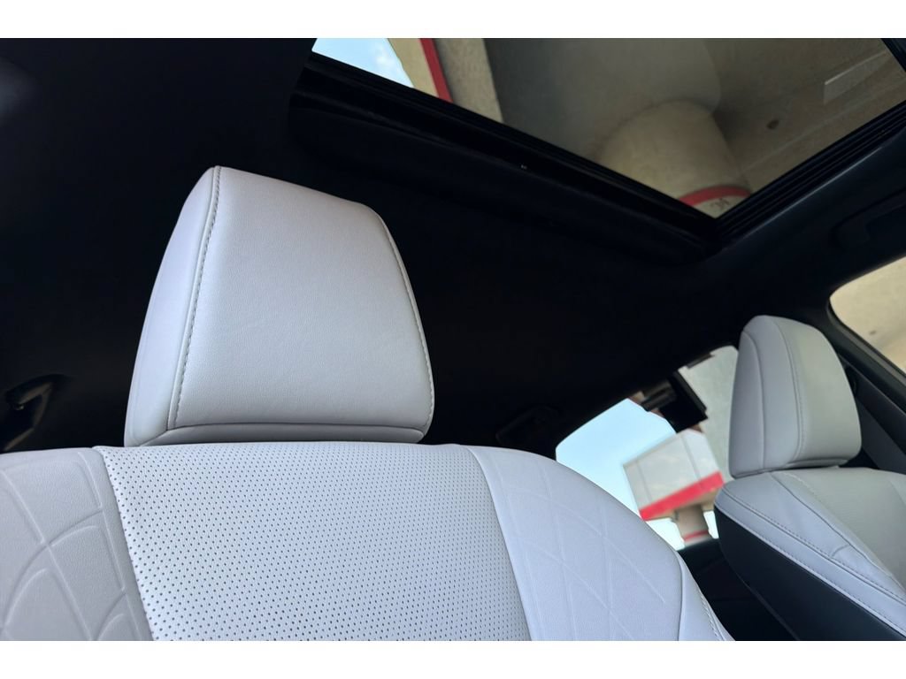 Used 2023 Lexus RX 350 Premium Plus w/ Cold Area Package FWD image 18