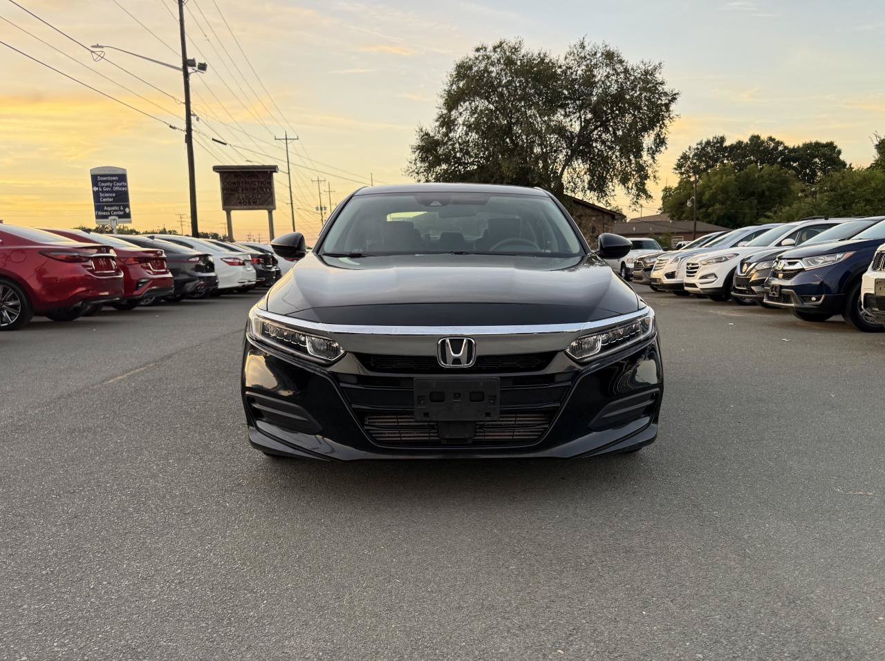 Used 2018 Honda Accord LX image 2