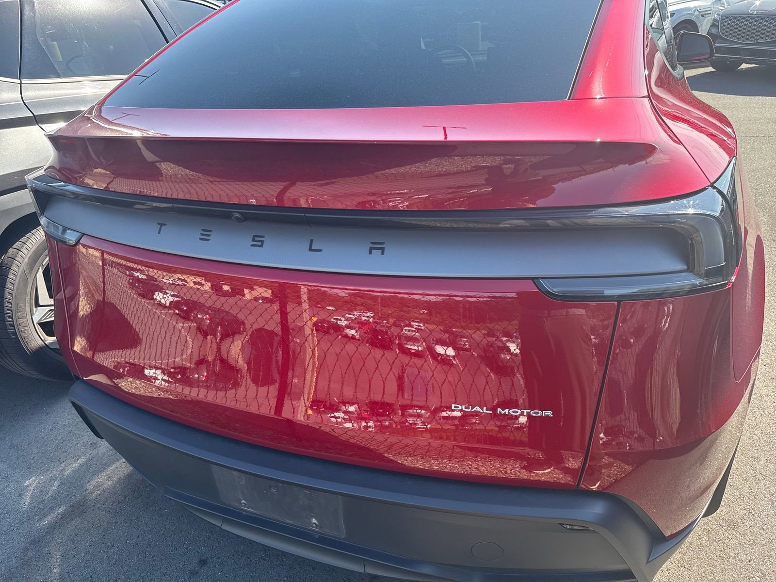 Used 2026 Tesla Model Y Long Range AWD/4WD image 7