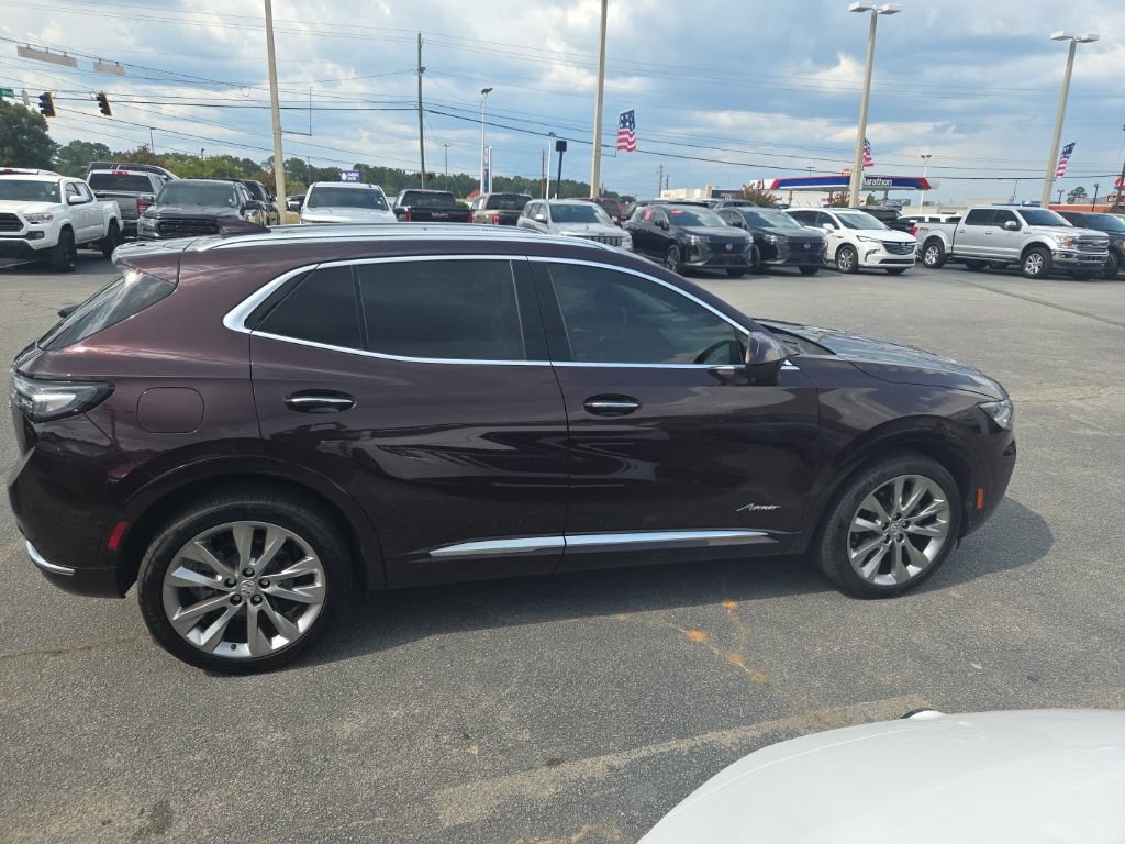 Used 2022 Buick Envision Avenir w/ Technology Package II AWD/4WD image 6