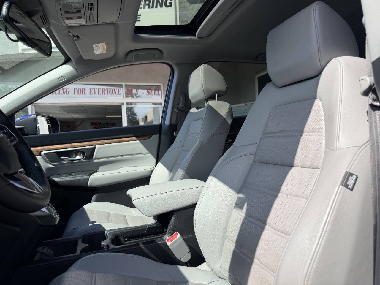 Used 2018 Honda CR-V Touring image 21
