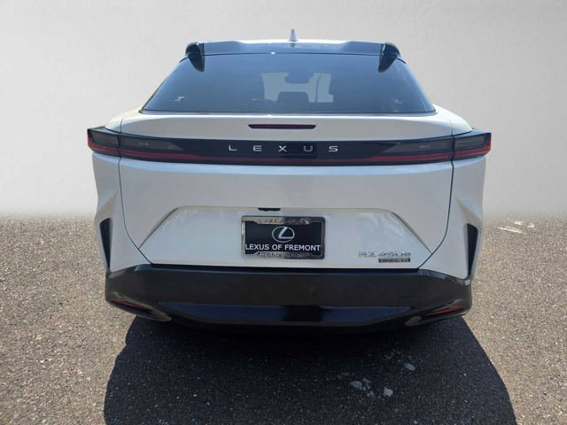 Certified 2024 Lexus RZ 450e Premium w/ Technology Package AWD/4WD image 4