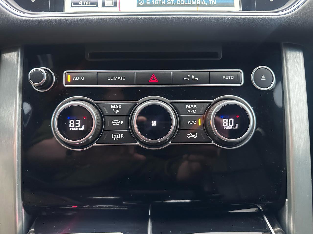 Used 2016 Land Rover Range Rover Supercharged image 39